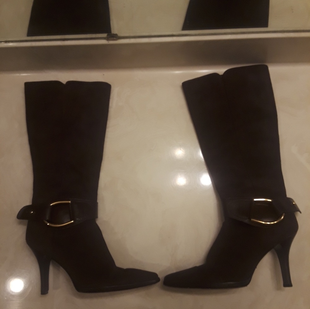 Melani Seude Knee High Boots Size: 10